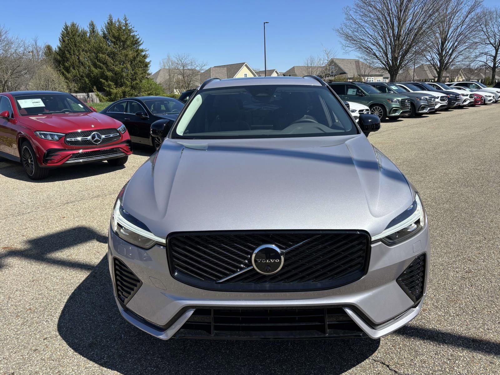 New 2026 Volvo XC60 B5 Plus AWD/4WD image 2