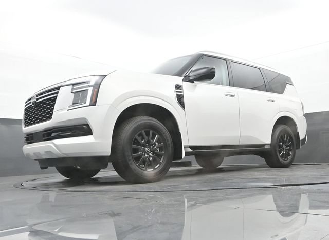 Used 2025 Nissan Armada SV AWD/4WD image 12