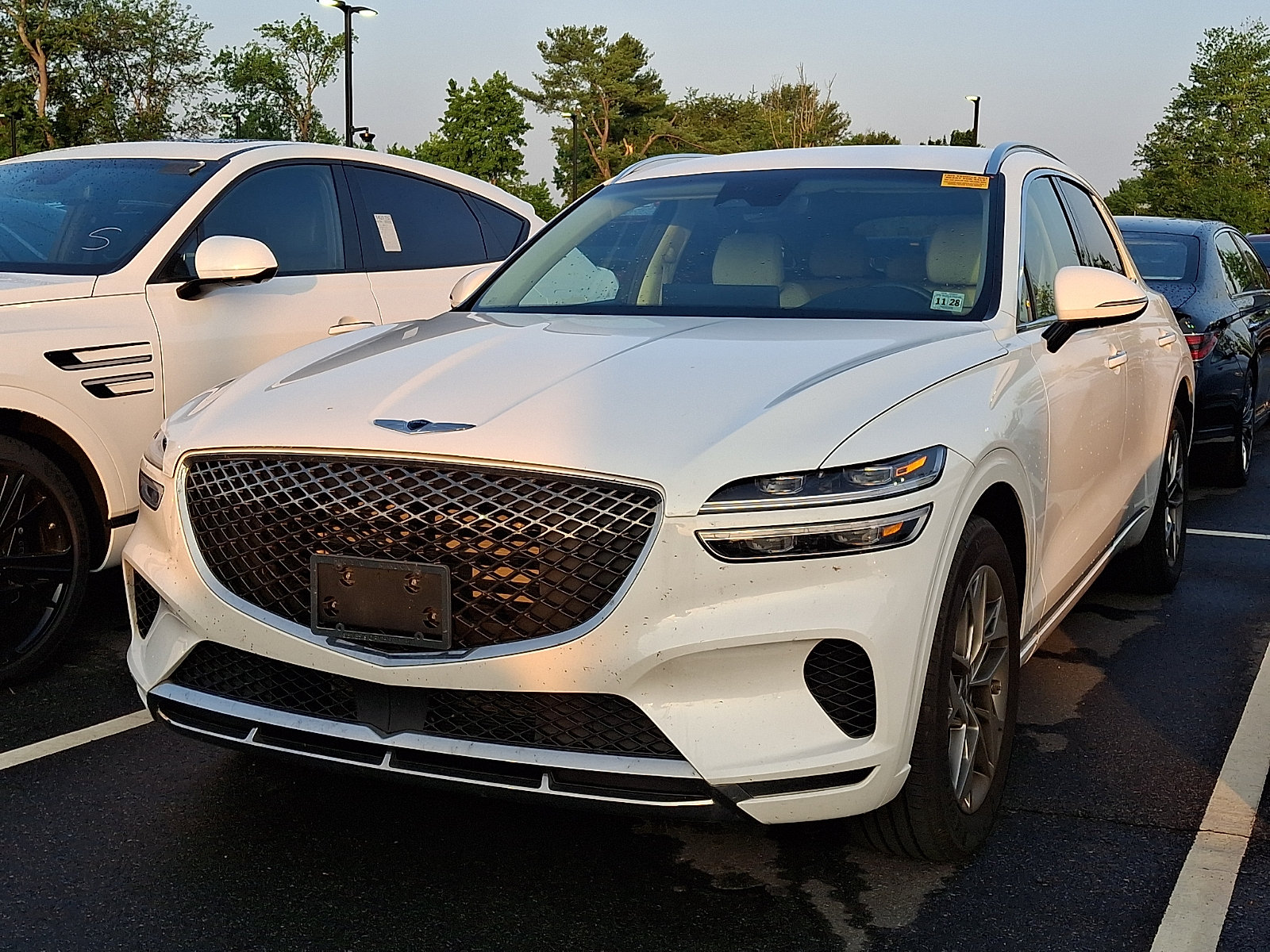 Used 2024 Genesis GV70 2.5T AWD/4WD image 4