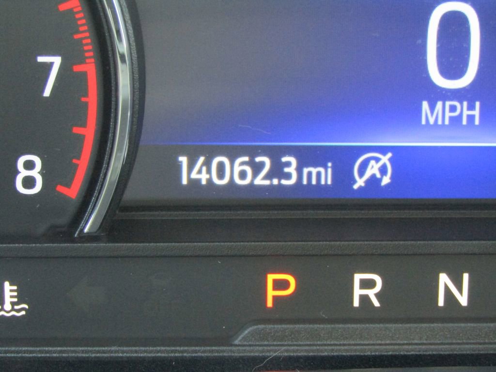 Used 2024 Ford Explorer XLT w/ Equipment Group 202A AWD/4WD image 26