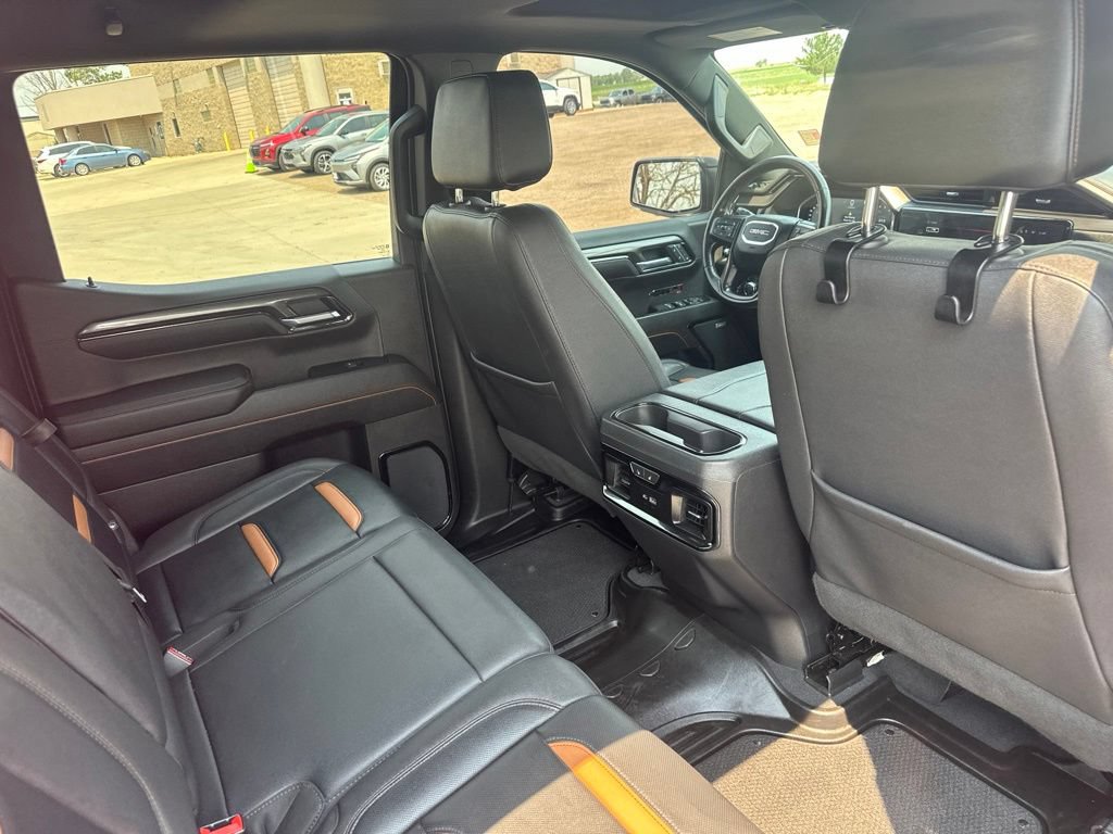Certified 2023 GMC Sierra 1500 AT4 w/ Technology Package AWD/4WD image 23