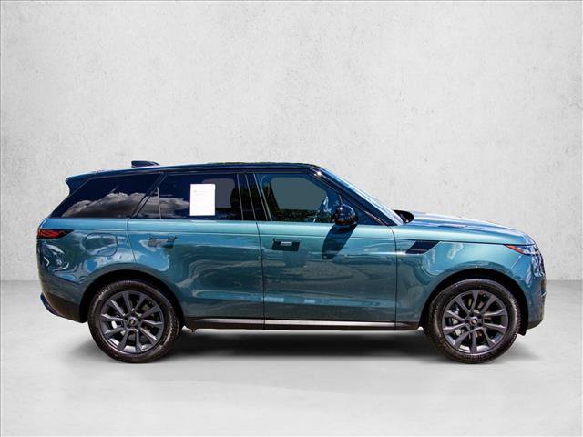 Used 2024 Land Rover Range Rover Sport SE AWD/4WD image 4