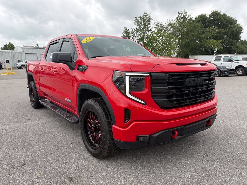 Used 2025 GMC Sierra 1500 Elevation AWD/4WD image 9