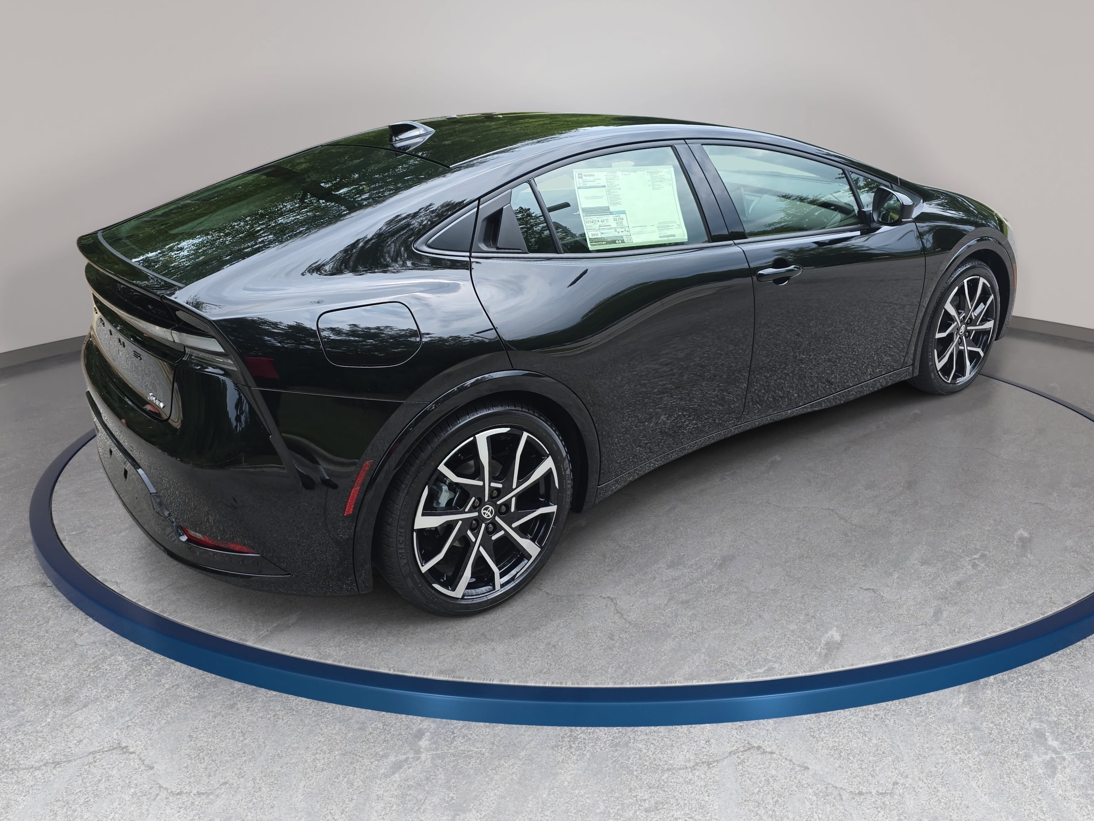 New 2027 Toyota Prius Plug-In Hybrid FWD image 5