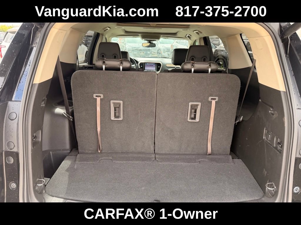Used 2019 GMC Acadia Denali w/ Technology Package FWD image 28
