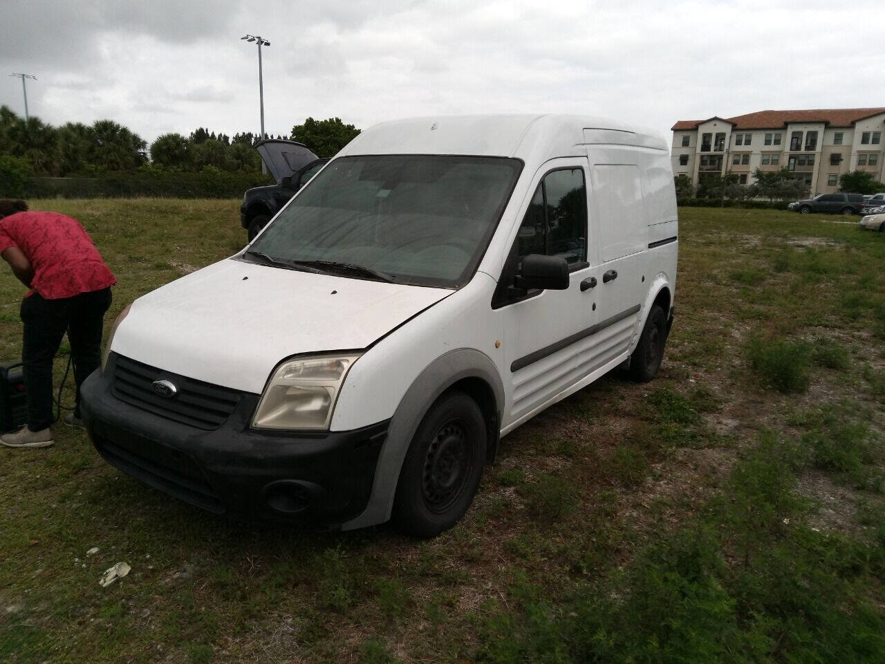 Used 2013 Ford Transit Connect XL image 4