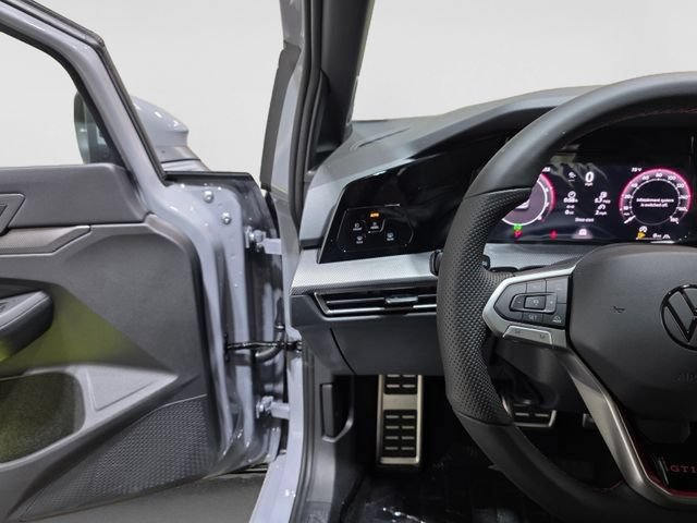 New 2026 Volkswagen GTI SE FWD image 16
