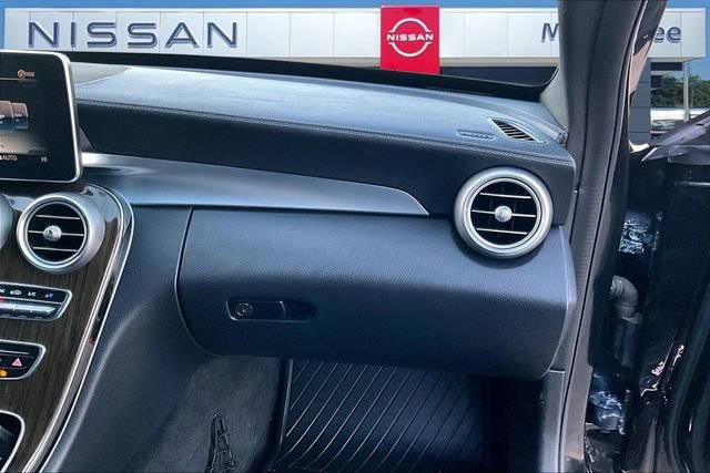 Used 2017 Mercedes-Benz C 300 4MATIC Sedan image 23