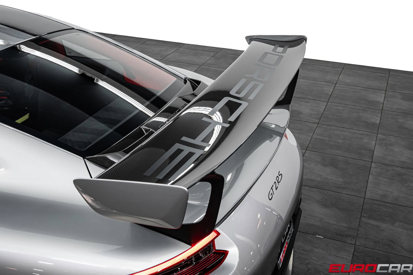 Used 2019 Porsche 911 GT2 RS RWD image 25