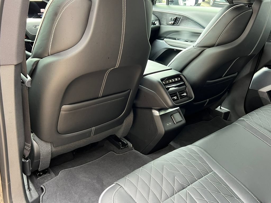 Certified 2026 Cadillac Lyriq V AWD/4WD image 37