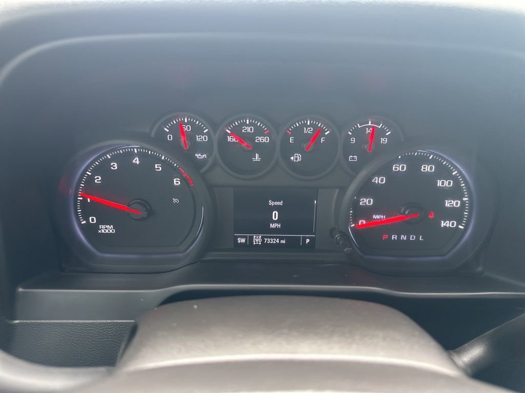 Used 2022 Chevrolet Silverado 2500 Custom w/ Custom Convenience Package image 2