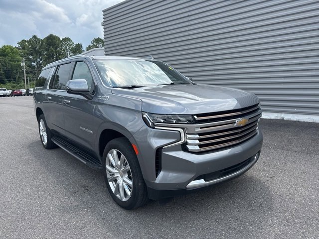 Used 2022 Chevrolet Suburban High Country image 1
