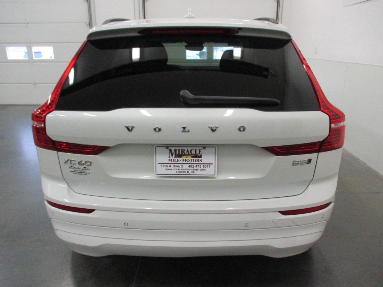 Used 2022 Volvo XC60 B5 Momentum image 5