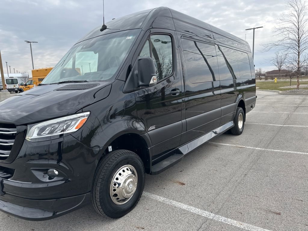 Used 2023 Mercedes-Benz Sprinter 3500 image 8
