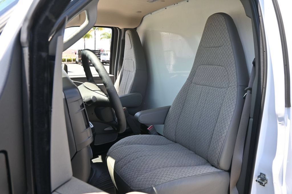 New 2026 Chevrolet Express 3500 w/ Power Convenience Package RWD image 13