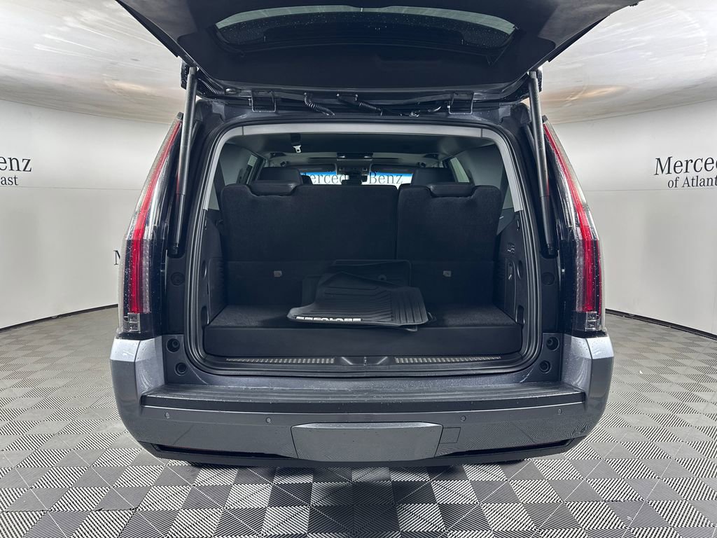 Used 2018 Cadillac Escalade Luxury image 18