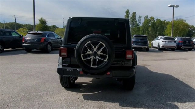 Used 2025 Jeep Wrangler Sport S w/ Convenience Group image 23