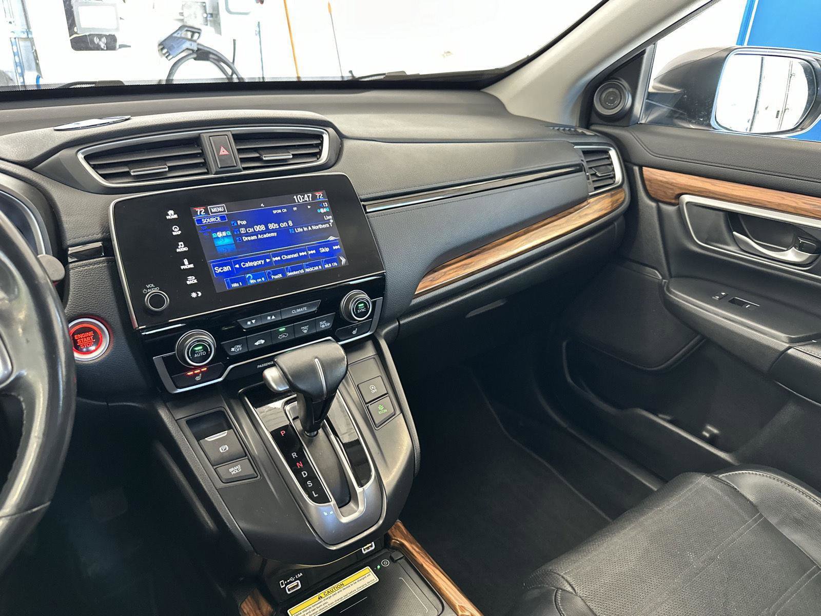 Certified 2020 Honda CR-V Touring image 18