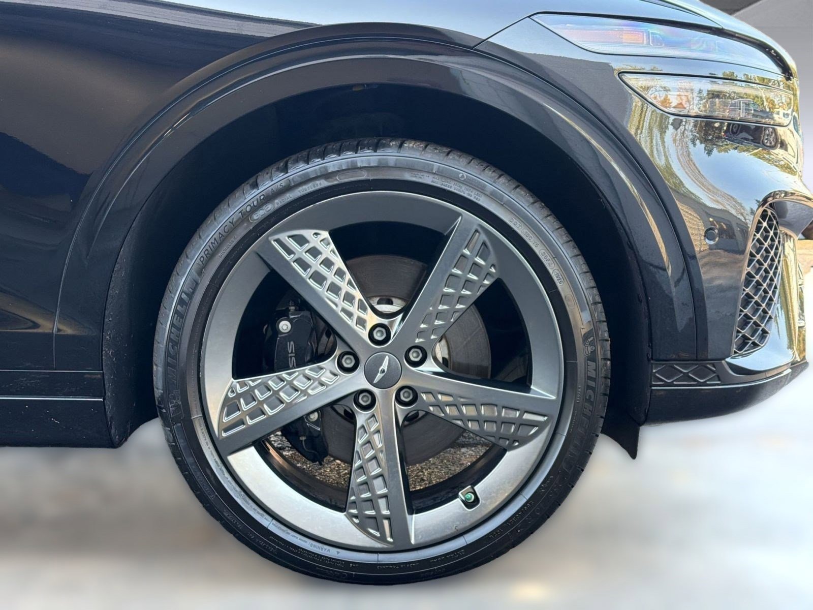 Used 2022 Genesis GV70 3.5T Sport w/ Sport Prestige Package image 12