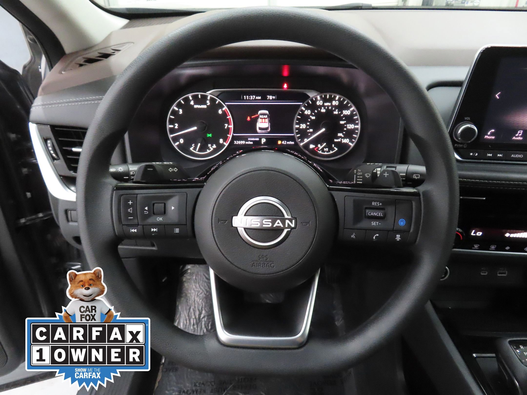Used 2023 Nissan Rogue SV image 14