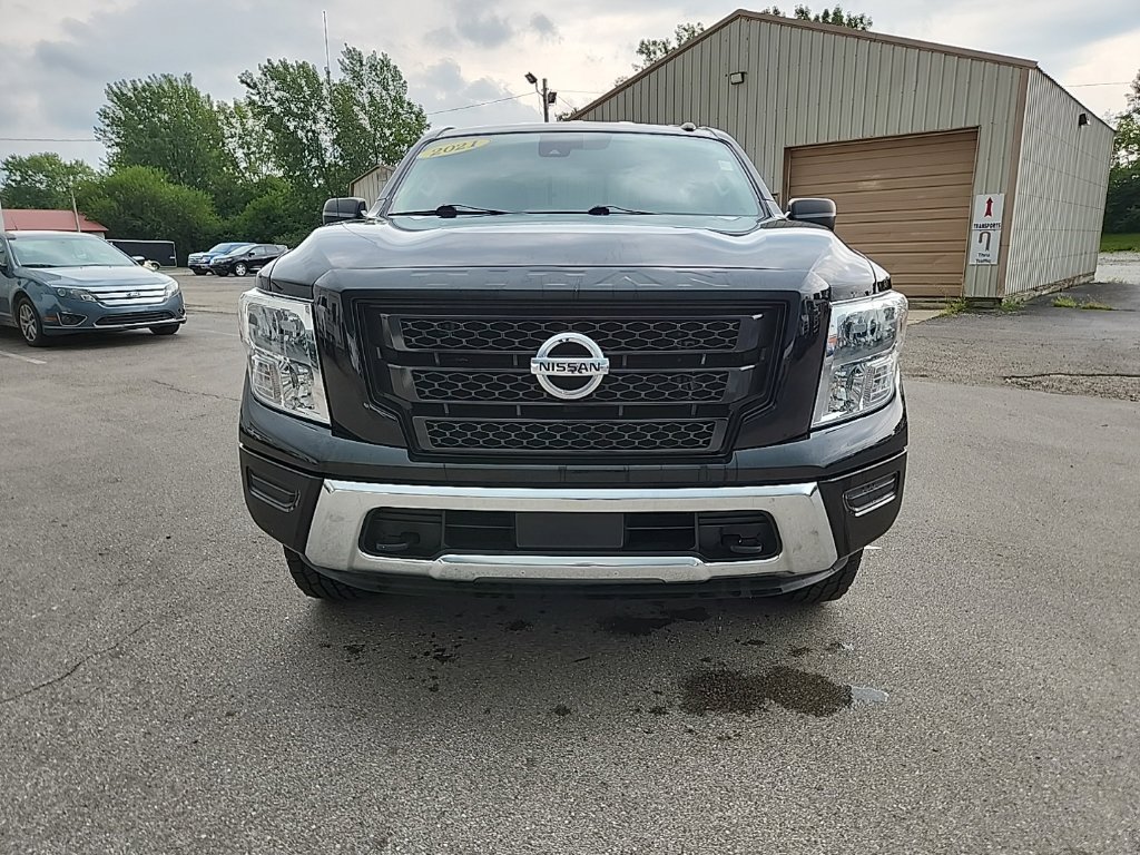Used 2021 Nissan Titan SV w/ Accessory Utility Package AWD/4WD image 12