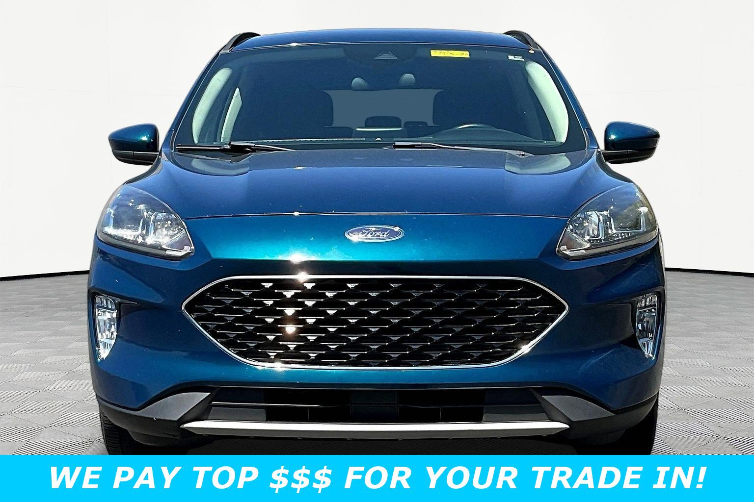 Used 2020 Ford Escape SEL FWD image 2