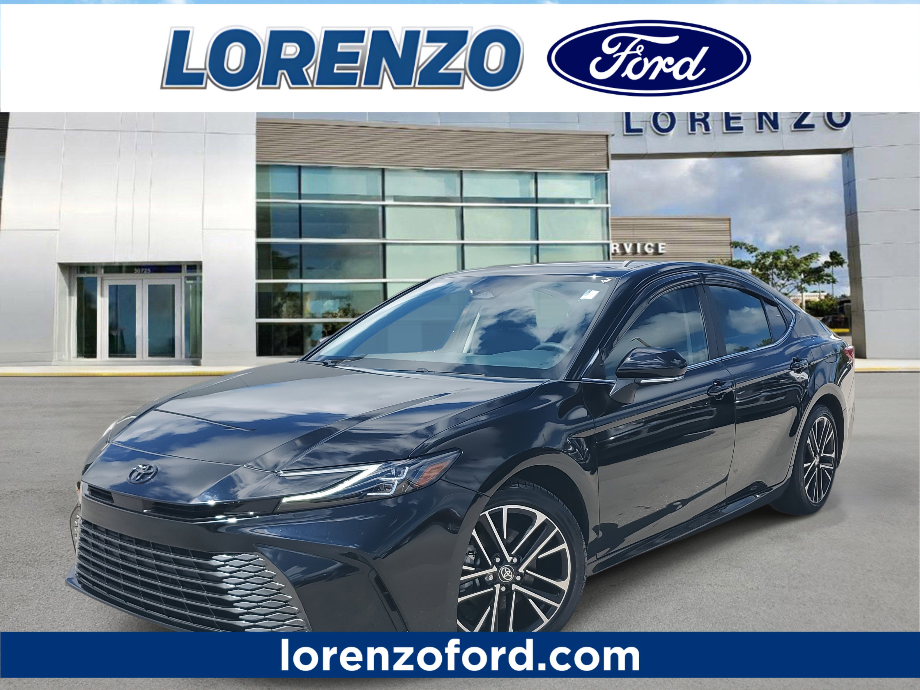 Used 2025 Toyota Camry XLE