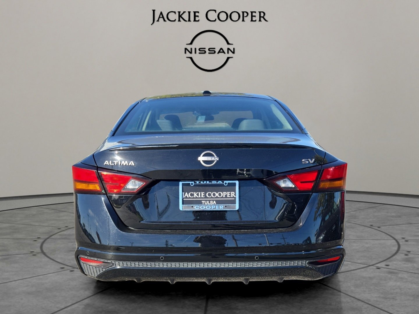 Used 2023 Nissan Altima 2.5 SV image 4