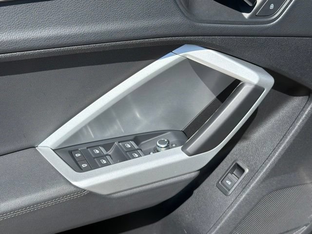 Used 2025 Audi Q3 2.0T Premium AWD/4WD image 21