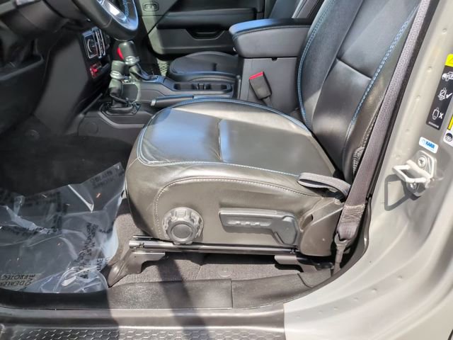 Used 2022 Jeep Wrangler Unlimited Rubicon 4xe w/ Steel Bumper Group image 16