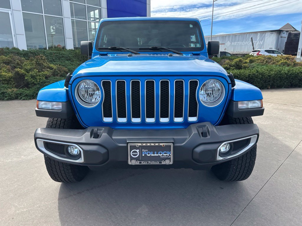 Used 2023 Jeep Wrangler Unlimited Sahara AWD/4WD image 2