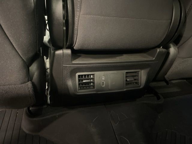 Used 2024 Chevrolet Silverado 1500 Custom Trail Boss image 32