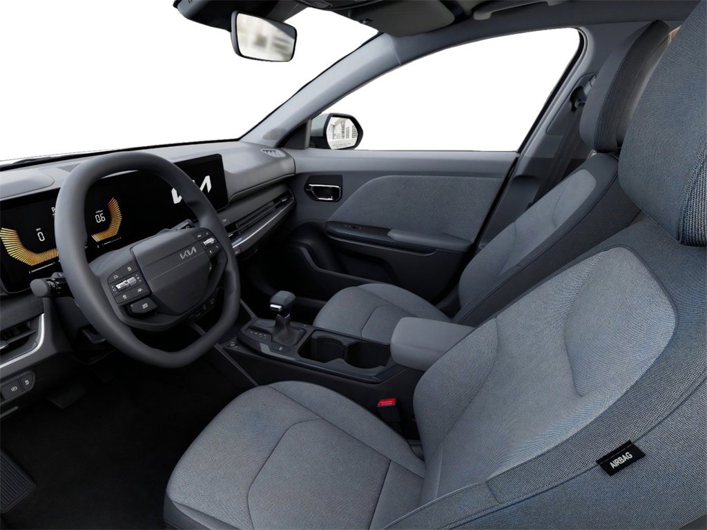 New 2025 Kia K4 LXS image 17