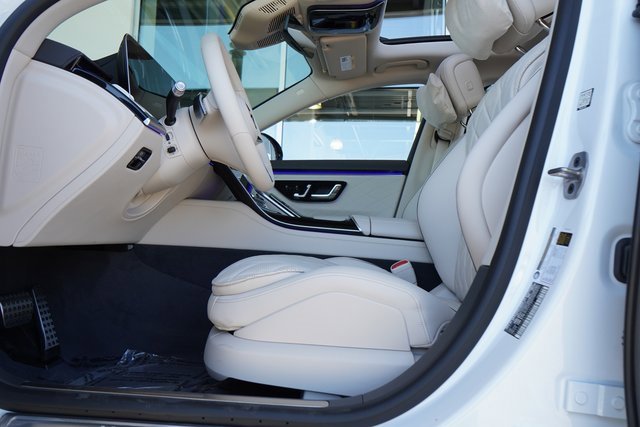 New 2025 Mercedes-Benz S 580 4MATIC Sedan image 27