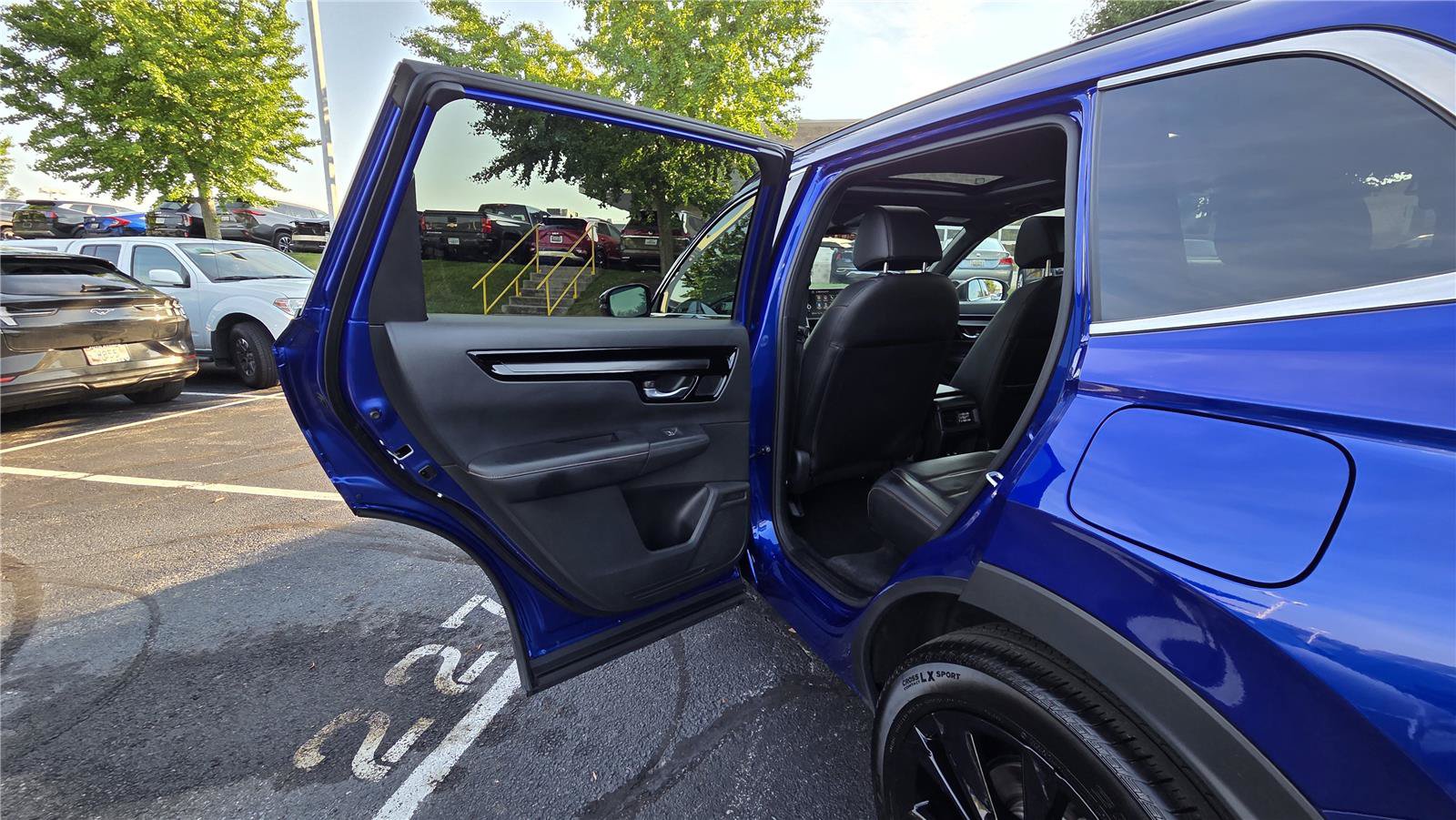 Used 2024 Honda CR-V Sport Touring image 25