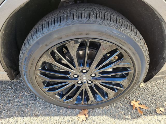 New 2025 Lincoln Corsair AWD w/ Equipment Group 101A image 18