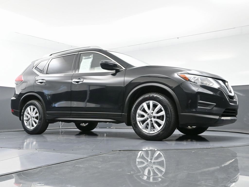 Used 2020 Nissan Rogue SV image 48