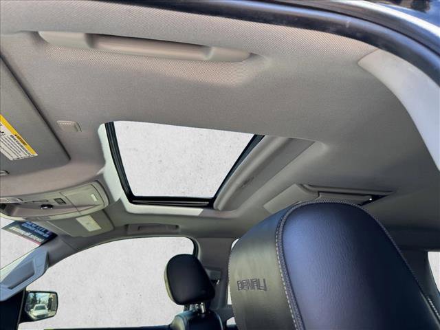 Used 2015 GMC Yukon Denali w/ Open Road Package image 11