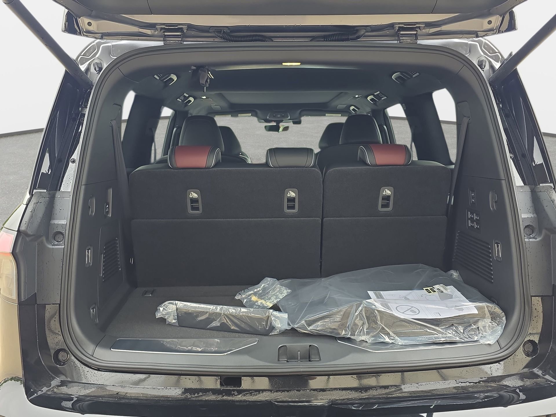 New 2026 INFINITI QX80 Autograph AWD/4WD image 12