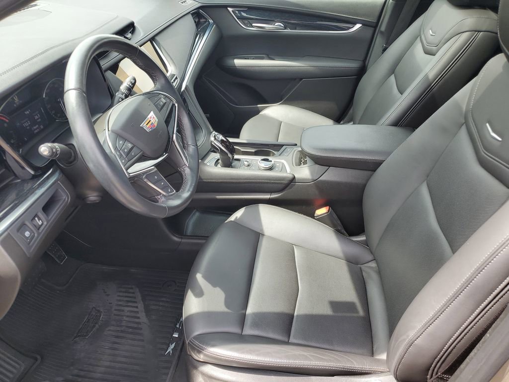 Used 2022 Cadillac XT5 Premium Luxury AWD/4WD image 5