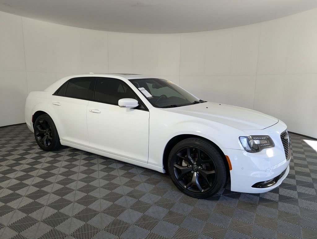 Certified 2022 Chrysler 300 S w/ Safetytec Plus Group image 2