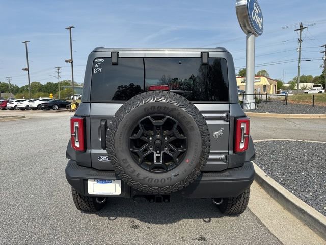 New 2026 Ford Bronco Badlands image 9