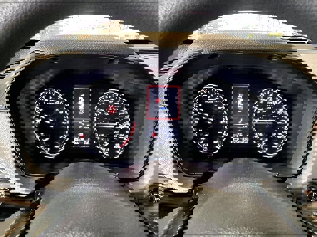 Used 2025 Subaru Crosstrek 2.0i Premium image 25