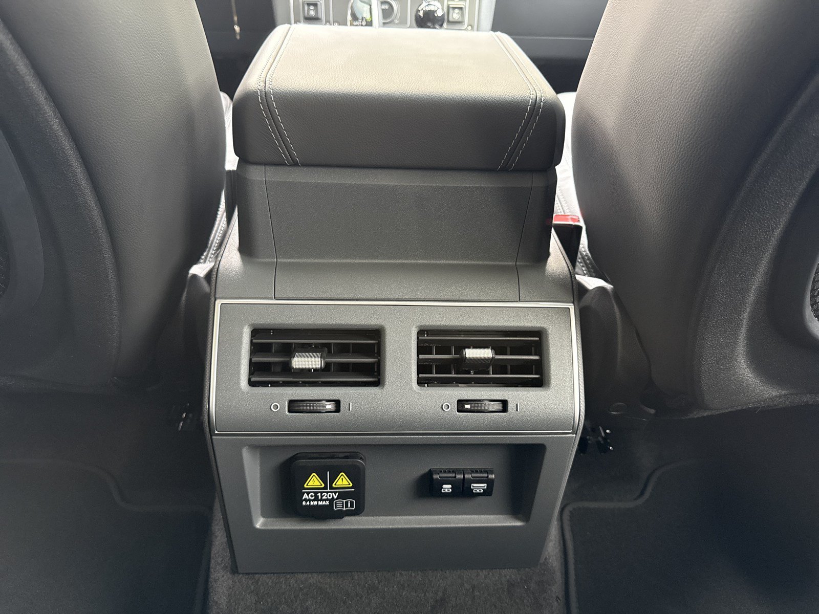 New 2026 INEOS Grenadier Station Wagon AWD/4WD image 24