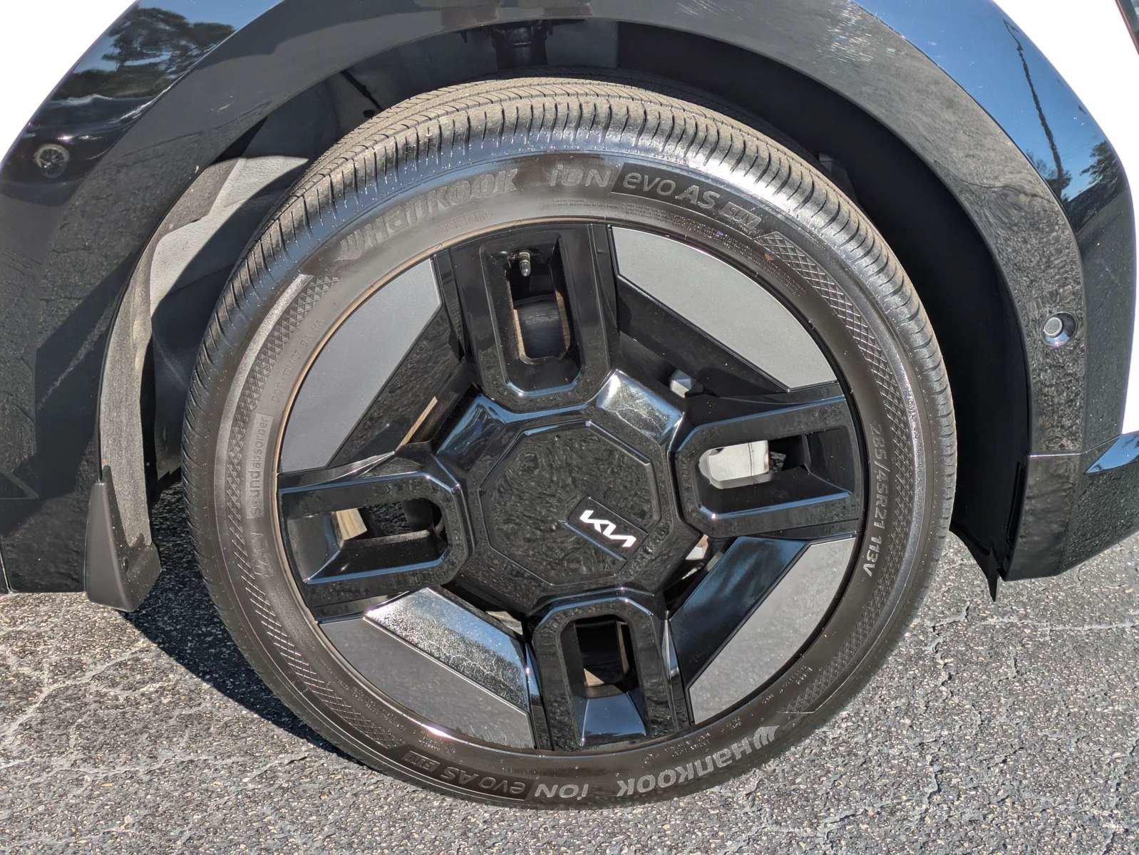 Certified 2024 Kia EV9 GT-Line AWD/4WD image 9