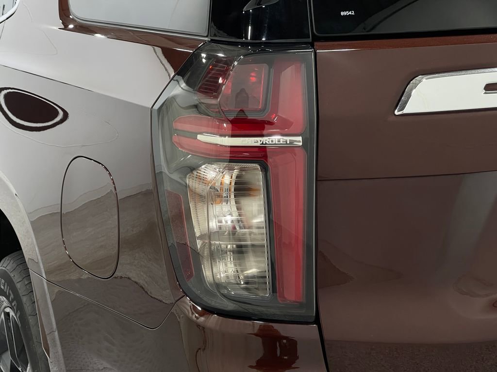 Used 2023 Chevrolet Tahoe LT w/ Luxury Package image 37