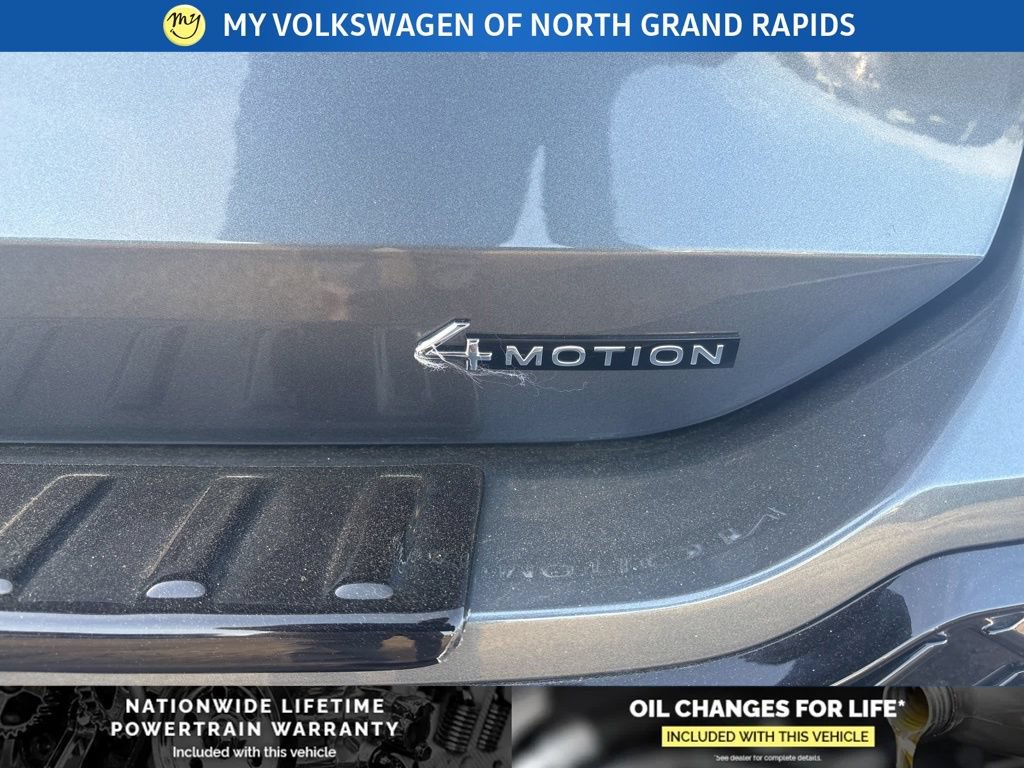 New 2026 Volkswagen Tiguan SE R-Line AWD/4WD image 9