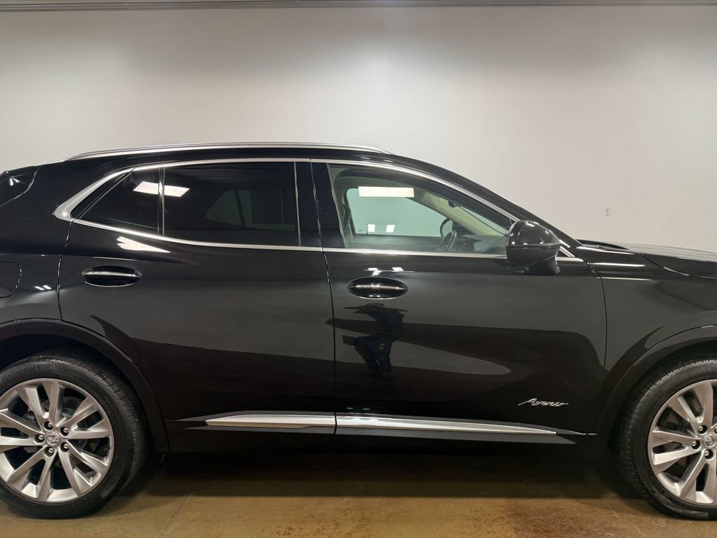 Used 2023 Buick Envision Avenir AWD/4WD image 32