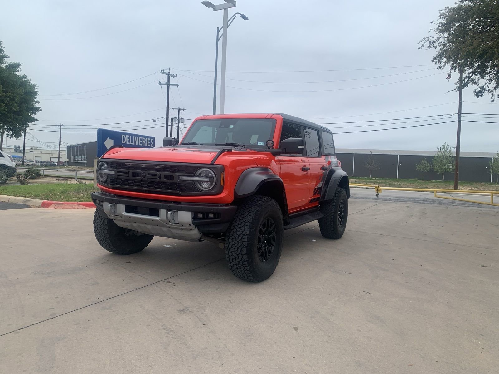 Used 2023 Ford Bronco Raptor image 2