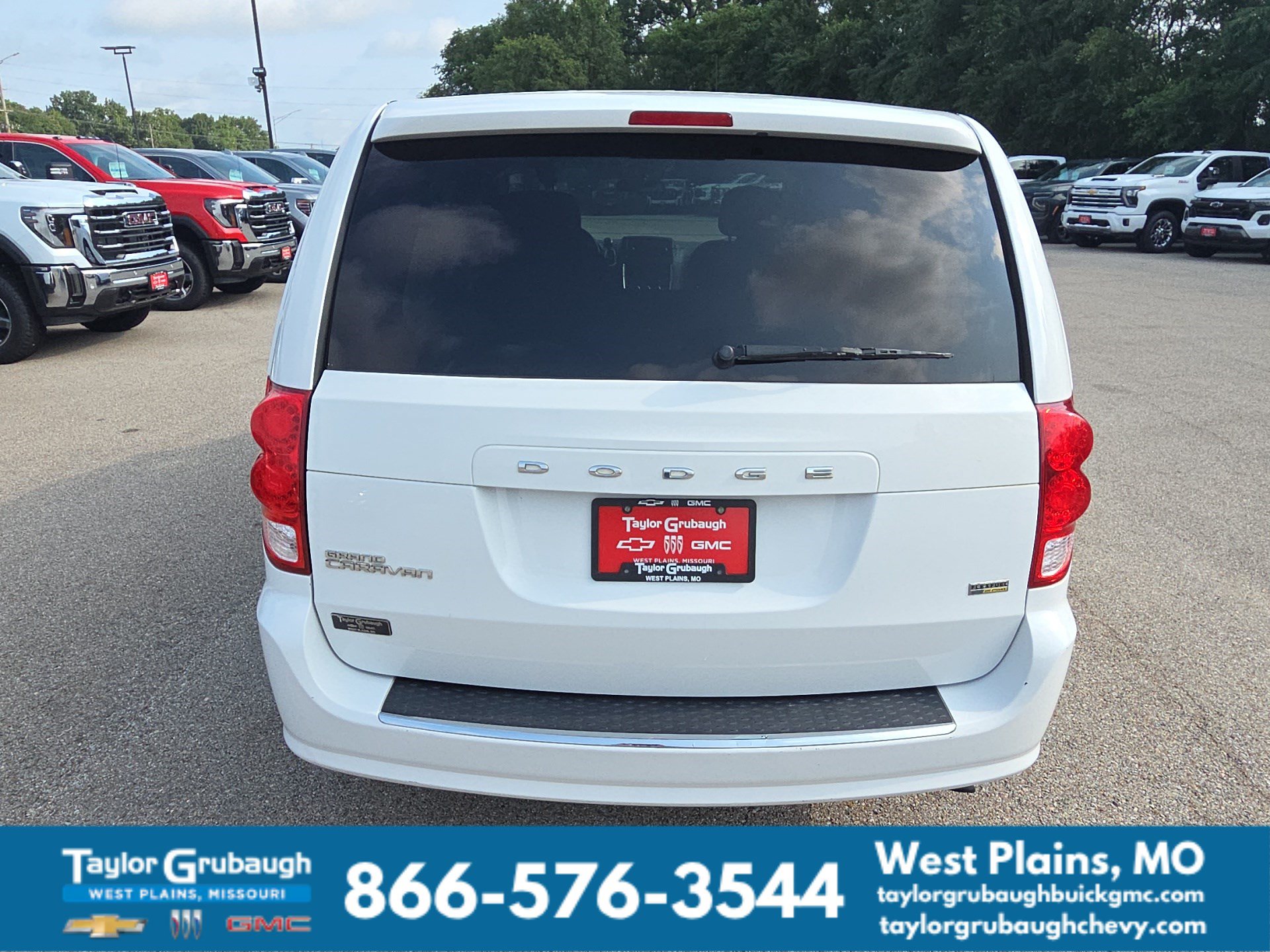 Used 2014 Dodge Grand Caravan SE w/ Quick Order Package 29E SE FWD image 7